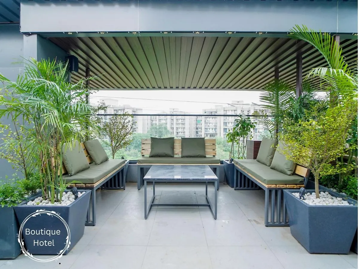 גורגאון Saltstayz Select - Golf Course Road & Sector 57 מלון
