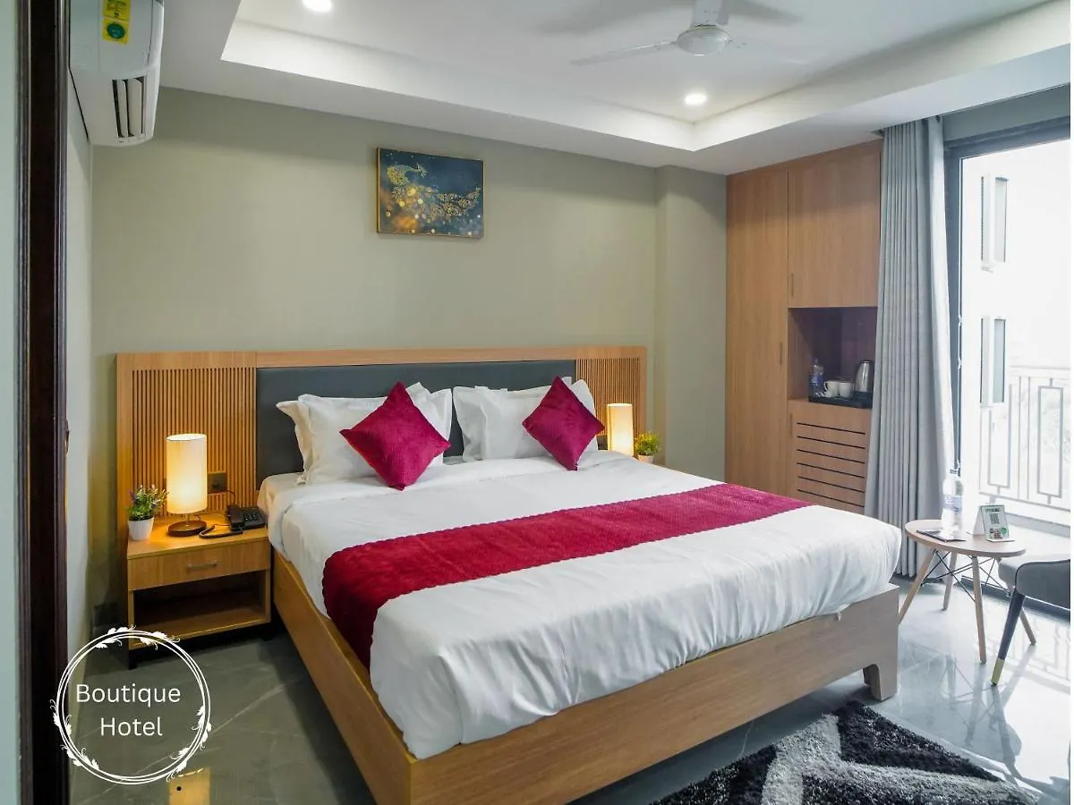 גורגאון Saltstayz Select - Golf Course Road & Sector 57